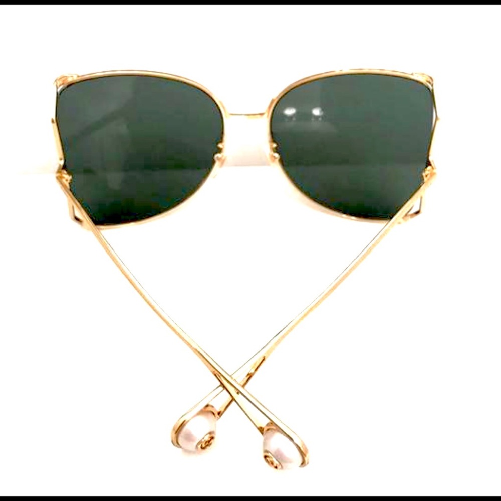GUCCI Butterfly Pearl Logo GG 0252 005 Sunglasses - Picture 6 of 7